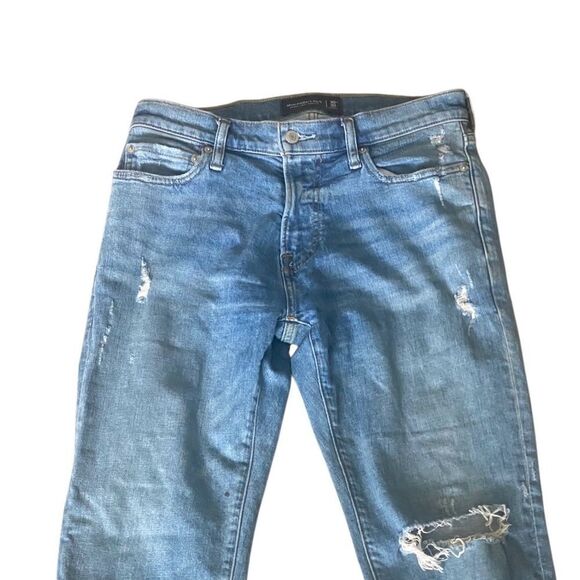 Abercrombie & Fitch Cropped High Rise Skinny Jeans. EUC! Size 30. - Picture 3 of 7